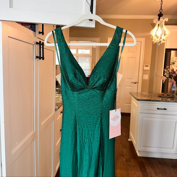 PromGirl Vibrant Green Backless Dress - Picture 4 of 7